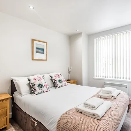 Twelve Popeshead -2 Bed Wparking