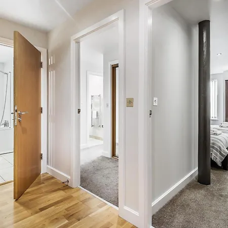 Apartman Twelve Popeshead -2 Bed Wparking *